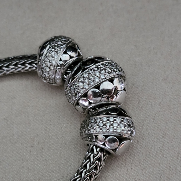 John Hardy Diamond Pave Three Dot Slider Necklace - Picture 3 of 10